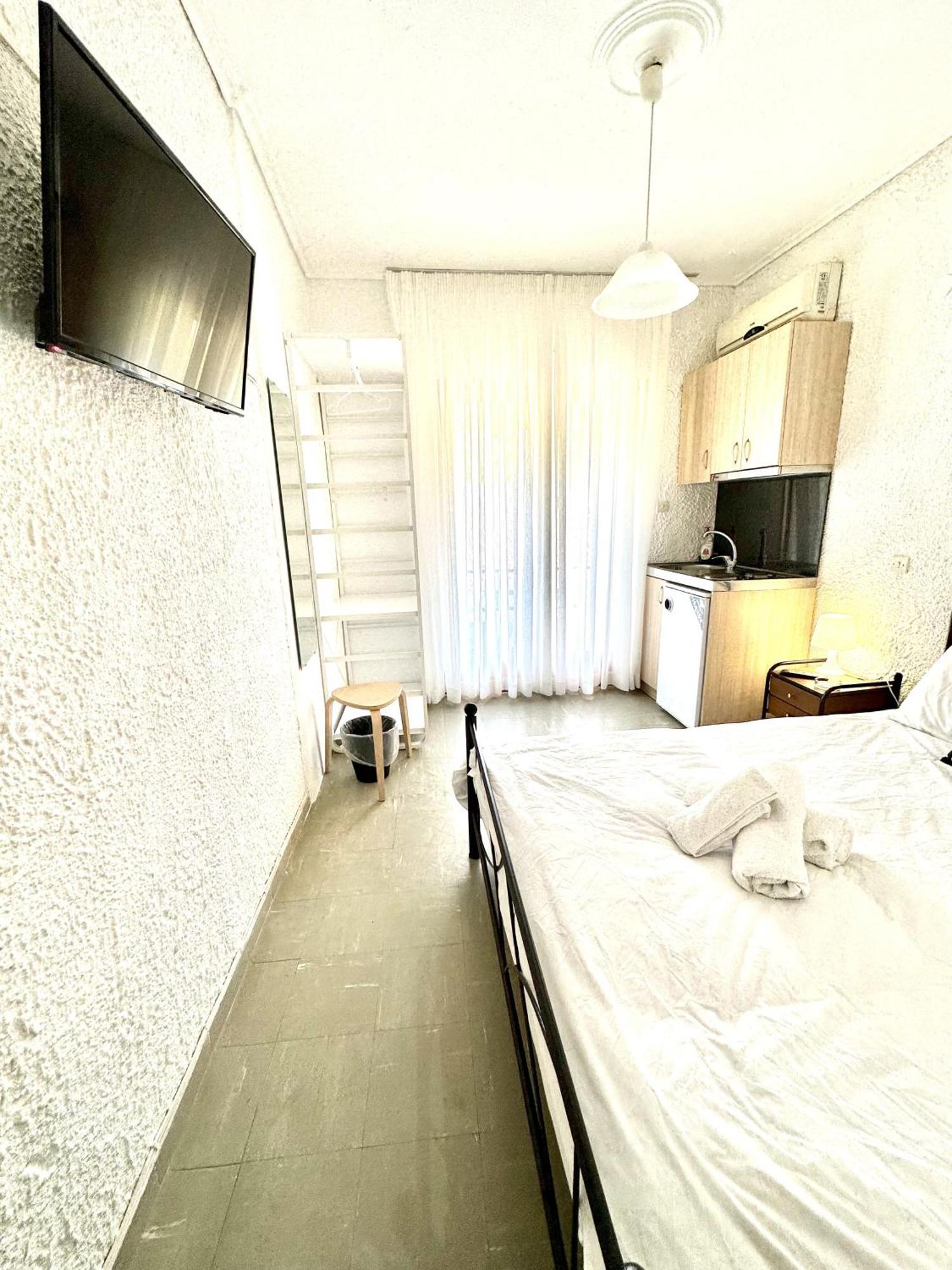 Katerina Apartments เนออส ปีร์กอส ห้อง รูปภาพ