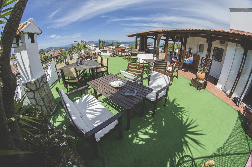 Katerina Apartments เนออส ปีร์กอส ภายนอก รูปภาพ