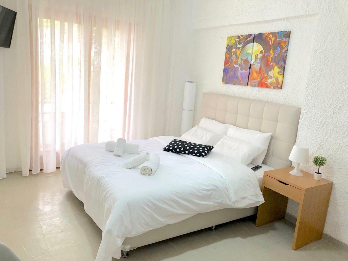 Katerina Apartments เนออส ปีร์กอส ภายนอก รูปภาพ