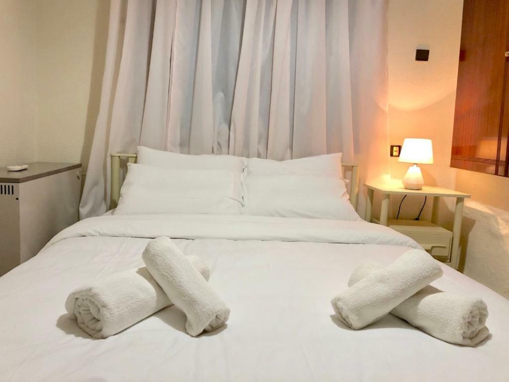 Katerina Apartments เนออส ปีร์กอส ห้อง รูปภาพ